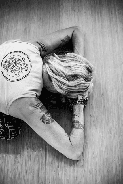 The difference between Yin & Restorative Yoga